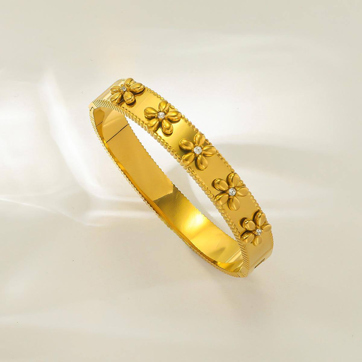 Hand Harnes Design 6
