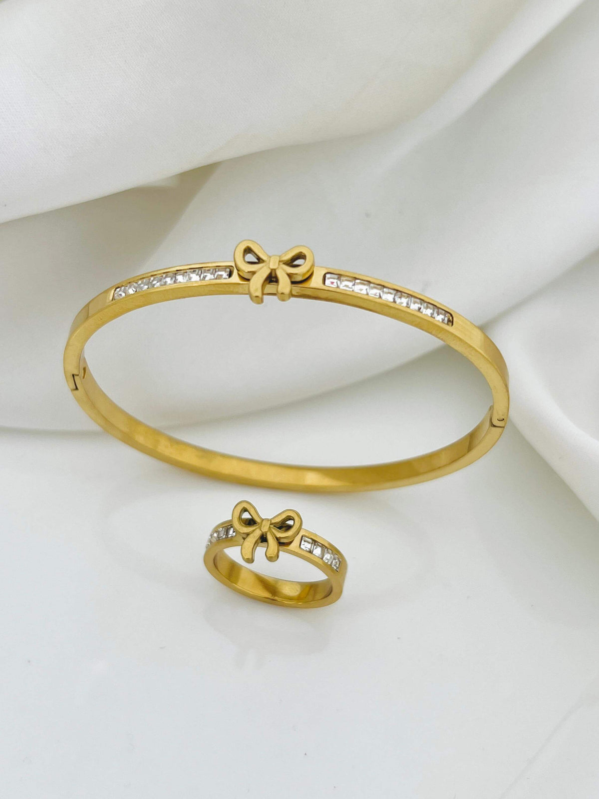 Hand Harnes Design 10