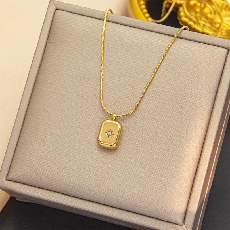 Stone Choker Necklace