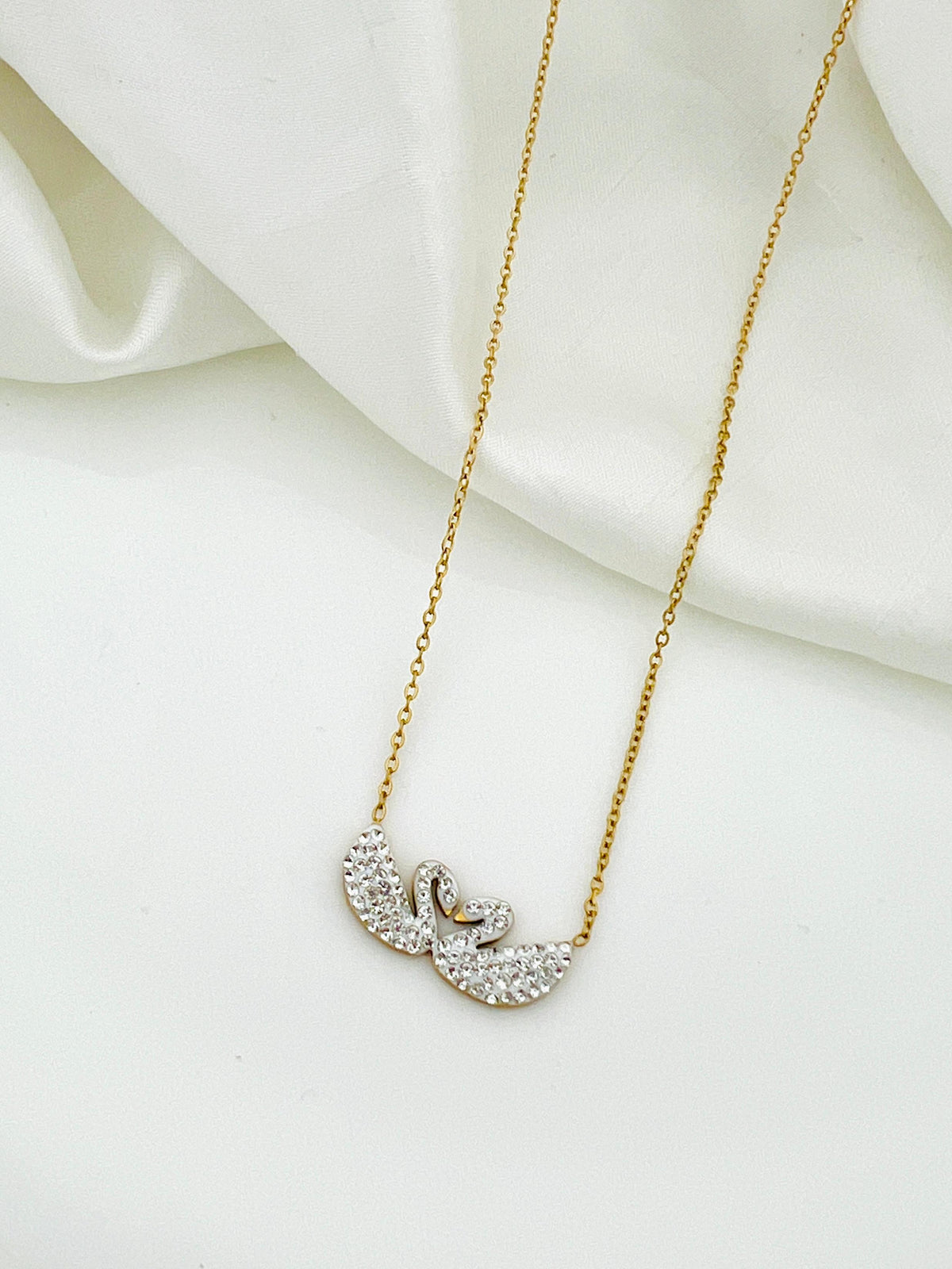 Pearl Cluster Pendant Necklace