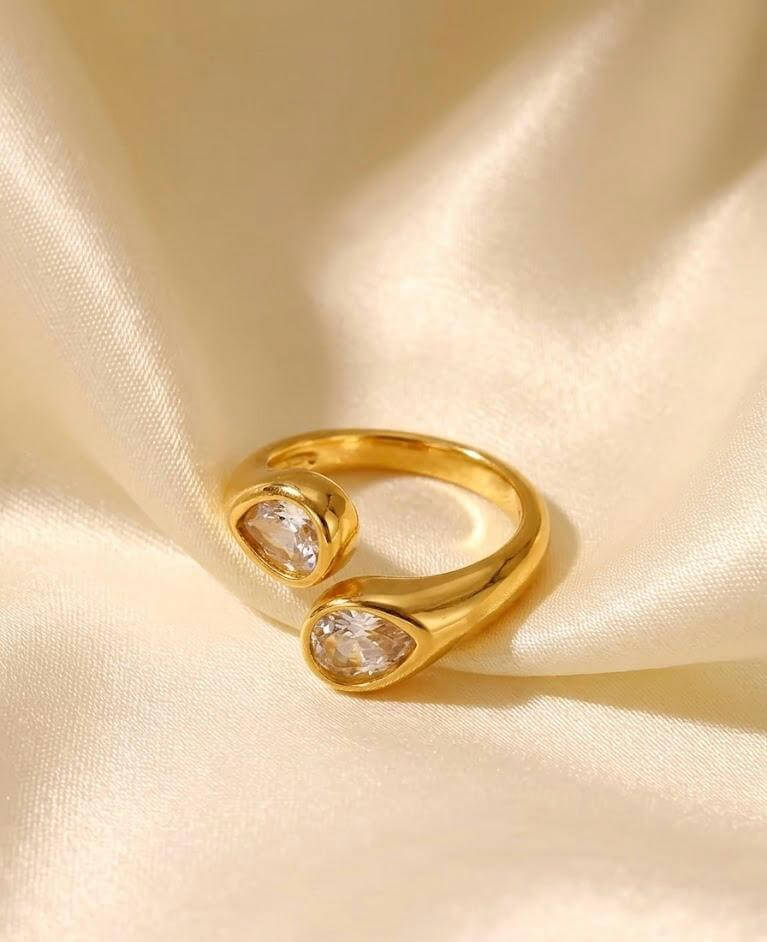 Kundan Embellished Gold Ring